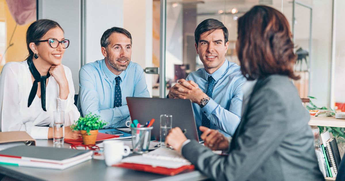 hoạt động của quản trị marketing