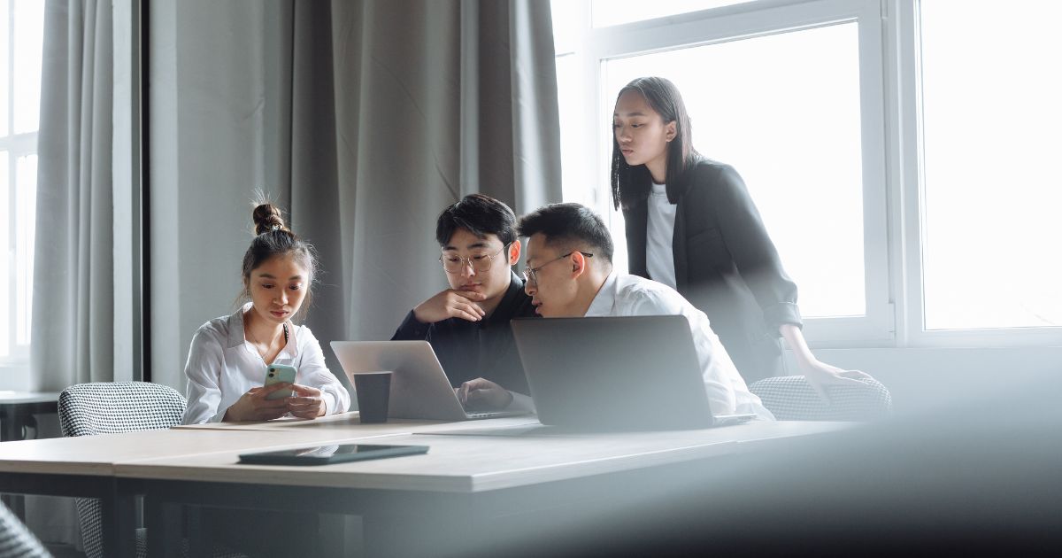 giao tiếp minh bạch và rõ ràng