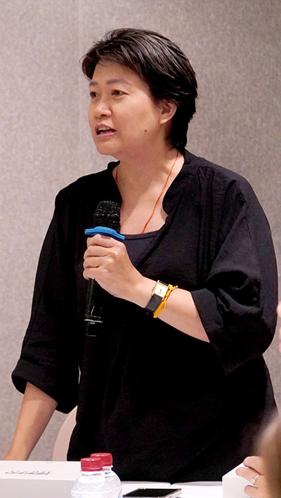 Bà Đoàn Thị Huy Oanh
Tổng Giám đốc Công ty TNHH Dịch vụ Vận tải Chuyển phát nhanh Toàn Cầu